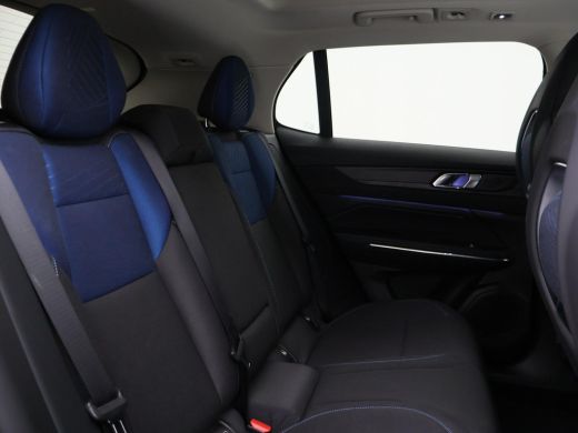 Lynk & Co 01 1.5 261 PK HYBRID AUT. + TREKHAAK 1800 KG | PREMIUM AUDIO | OPEN DAK | ADAPTIVE CRUISE | 20 INCH LMV ActivLease financial lease