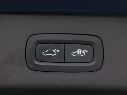 Lynk & Co 01 1.5 262 Pk Automaat | Zwarte Hemel | Full LED | Carplay | Panoramadak | Navigatiesysteem | Infini... ActivLease financial lease