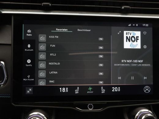 Lynk & Co 01 1.5 262 Pk Automaat | Zwarte Hemel | Full LED | Carplay | Panoramadak | Navigatiesysteem | Infini... ActivLease financial lease