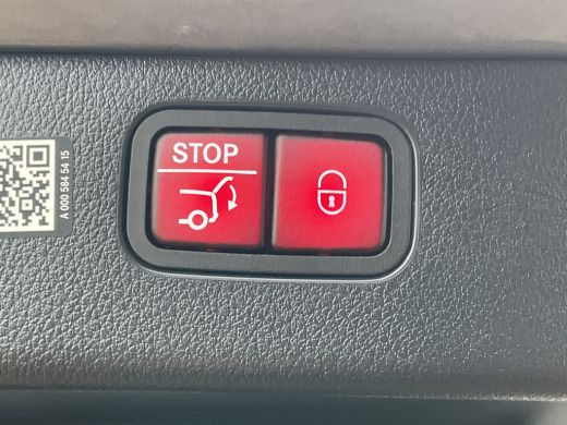 Mercedes-Benz C-Klasse Estate 180 AMG Line Trekhaak Pano Burmester Memory HUD Leer Verw+Ventilatie BOMVOL! ActivLease financial lease