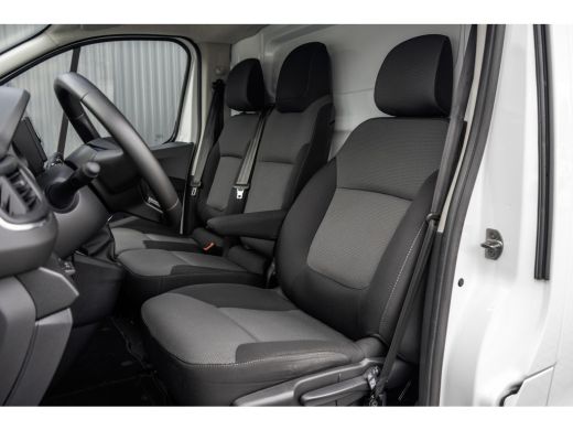 Nissan Primastar **dCi | L2H1 | Automaat | LED | PDC | Cruise | Airco | Euro 6** ActivLease financial lease