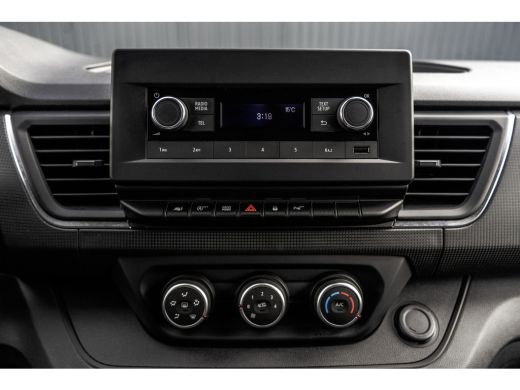 Nissan Primastar **dCi | L2H1 | Automaat | LED | PDC | Cruise | Airco | Euro 6** ActivLease financial lease