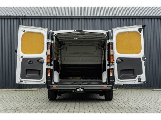 Nissan Primastar **dCi | L2H1 | Automaat | LED | PDC | Cruise | Airco | Euro 6** ActivLease financial lease