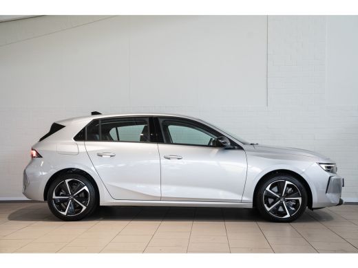 Opel Astra 1.6 Turbo Plug-In Hybrid 180PK | Adaptive Cruise C. | Groot Navi | Parkeersensoren | Climate Cont... ActivLease financial lease
