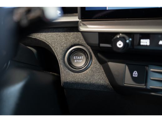 Opel Grandland 1.2 Turbo Hybrid Edition | Elektrische Achterklep | Stoel & Stuurverwarming | Comfort Stoelen | N... ActivLease financial lease