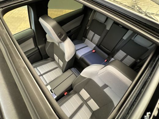 Opel Grandland 1.2 Turbo Hybrid eDCT6 GS | Actief noodremsysteem - radar & cameragestuurd | Derde hoofdsteun ach... ActivLease financial lease