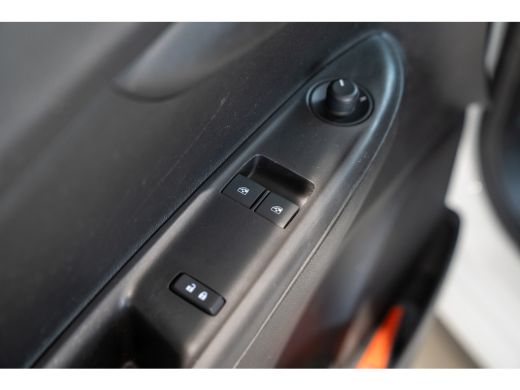 Opel KARL 1.0 ecoFLEX 120 Jaar Edition | Bluetooth | USB | Cruise Controle | Airco | Elektrische Ramen | ActivLease financial lease