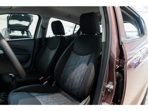 Opel KARL 1.0 ecoFLEX 120 Jaar Edition | Parkeersensoren | Lichtmetalen velgen | Bluetooth | USB | Cruise C... ActivLease financial lease