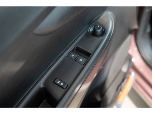 Opel KARL 1.0 ecoFLEX 120 Jaar Edition | Parkeersensoren | Lichtmetalen velgen | Bluetooth | USB | Cruise C... ActivLease financial lease