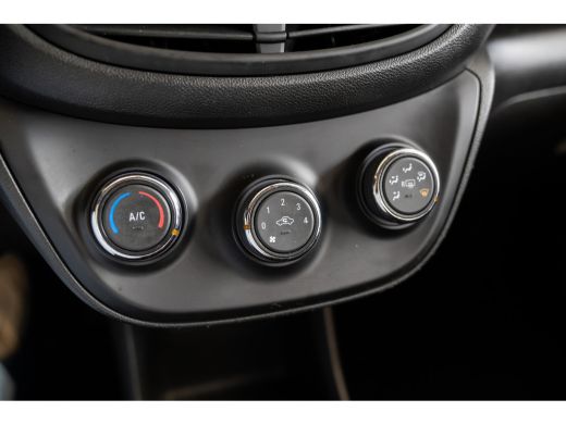 Opel KARL 1.0 ecoFLEX 120 Jaar Edition | Parkeersensoren | Lichtmetalen velgen | Bluetooth | USB | Cruise C... ActivLease financial lease