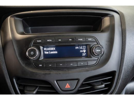 Opel KARL 1.0 ecoFLEX 120 Jaar Edition | Parkeersensoren | Lichtmetalen velgen | Bluetooth | USB | Cruise C... ActivLease financial lease