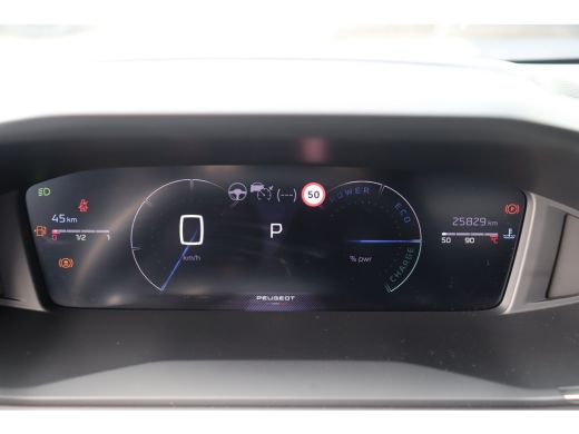 Peugeot 2008 1.2 HYBRID 136PK ALLURE AUTOMAAT / NAVI / LEDER / CLIMA / LED / PDC / 17" LMV / KEYLESS  / 360° C... ActivLease financial lease