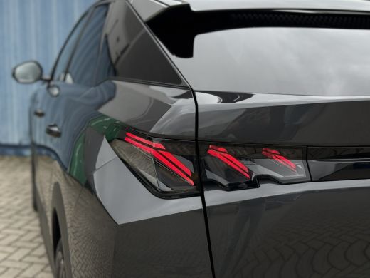 Peugeot 3008 1.2 Hybrid 136 GT Donkergrijze GT | Camera 360 graden | NAVI Fullscreen | Airco AUTO | Apple Carp... ActivLease financial lease