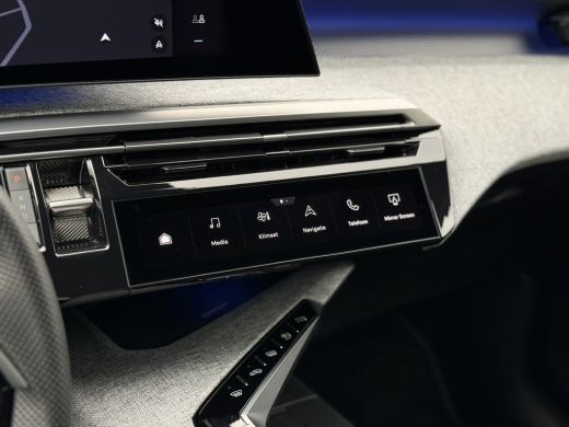 Peugeot 3008 1.2 Hybrid 136 GT Donkergrijze GT | Camera 360 graden | NAVI Fullscreen | Airco AUTO | Apple Carp... ActivLease financial lease