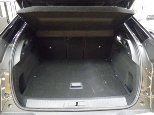 Peugeot 3008 1.2 Hybrid 136 GT Leder | Pano | Stoelverwarming en Ventilatie | Navigatie | Adaptive Cruise | | ... ActivLease financial lease