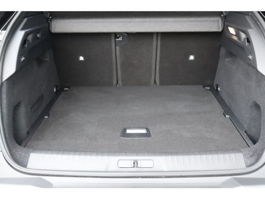 Peugeot 3008 1.2 HYBRID 145PK GT AUTOMAAT / NAVI / LEDER / CLIMA / LED / PDC / 19" LMV / CAMERA / WINTERPAKKET... ActivLease financial lease