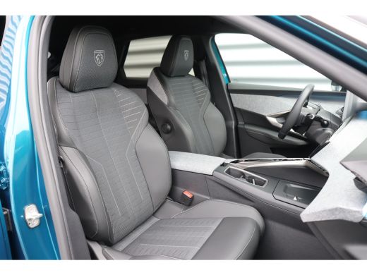 Peugeot 3008 1.2 HYBRID 145PK GT AUTOMAAT / NAVI / LEDER / CLIMA / LED / PDC / 19" LMV / CAMERA / WINTERPAKKET... ActivLease financial lease