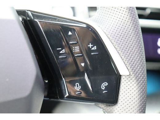 Peugeot 3008 1.2 HYBRID 145PK GT AUTOMAAT / NAVI / LEDER / CLIMA / LED / PDC / 19" LMV / CAMERA / WINTERPAKKET... ActivLease financial lease