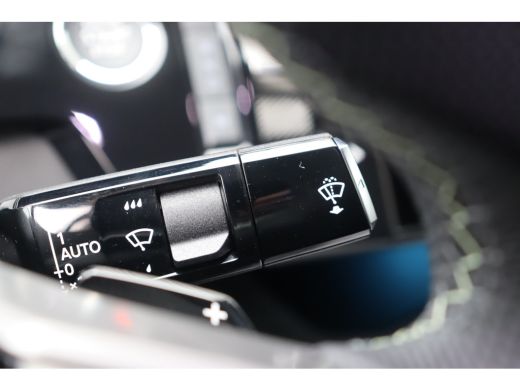 Peugeot 3008 1.2 HYBRID 145PK GT AUTOMAAT / NAVI / LEDER / CLIMA / LED / PDC / 19" LMV / CAMERA / WINTERPAKKET... ActivLease financial lease