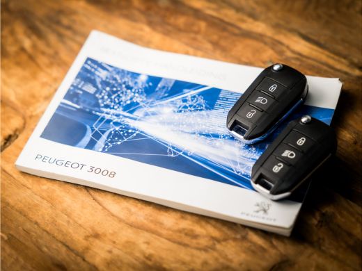 Peugeot 3008 1.2 PureTech Sport Automaat (APPLE CARPLAY, GROOT NAVI, 360 CAMERA, SPORTSTOELEN, GETINT GLAS, LA... ActivLease financial lease