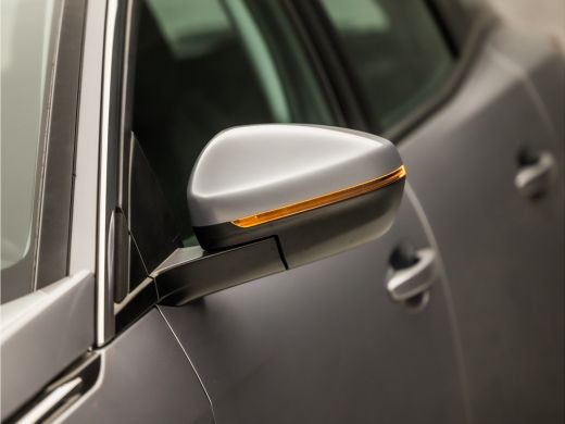 Peugeot 3008 1.2 PureTech Sport Automaat (APPLE CARPLAY, GROOT NAVI, 360 CAMERA, SPORTSTOELEN, GETINT GLAS, LA... ActivLease financial lease