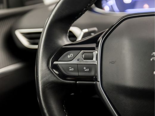 Peugeot 3008 1.2 PureTech Sport Automaat (APPLE CARPLAY, GROOT NAVI, 360 CAMERA, SPORTSTOELEN, GETINT GLAS, LA... ActivLease financial lease