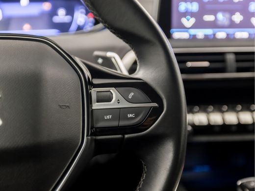 Peugeot 3008 1.2 PureTech Sport Automaat (APPLE CARPLAY, GROOT NAVI, 360 CAMERA, SPORTSTOELEN, GETINT GLAS, LA... ActivLease financial lease