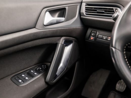 Peugeot 308 SW 1.2 PureTech Sport (PANORAMADAK, APPLE CARPLAY, GROOT NAVI, 360 CAMERA, SPORTSTOELEN, GETINT G... ActivLease financial lease