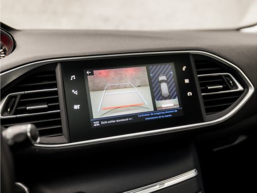 Peugeot 308 SW 1.2 PureTech Sport (PANORAMADAK, APPLE CARPLAY, GROOT NAVI, 360 CAMERA, SPORTSTOELEN, GETINT G... ActivLease financial lease