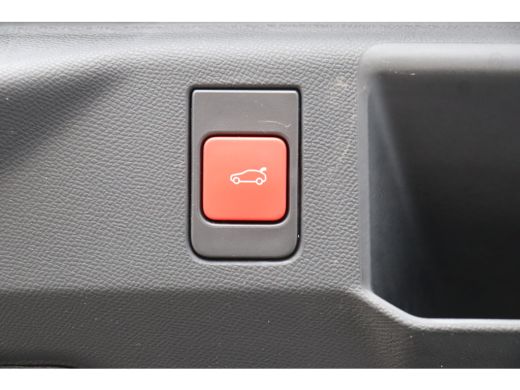 Peugeot 5008 1.2 HYBRID 136PK 7-ZITS GT AUTOMAAT / NAVI / LEDER / CLIMA / FULL-LED / 19" LMV / KEYLESS / PANO... ActivLease financial lease