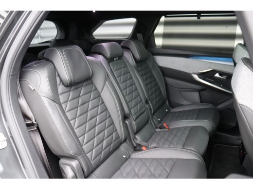 Peugeot 5008 1.2 HYBRID 136PK 7-ZITS GT AUTOMAAT / NAVI / LEDER / CLIMA / FULL-LED / 19" LMV / KEYLESS / PANO... ActivLease financial lease