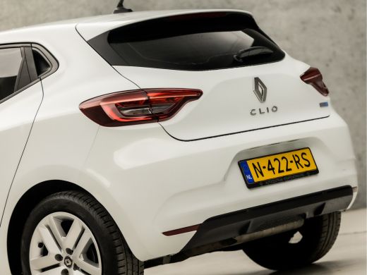 Renault Clio 1.6 E-Tech Hybrid 140 Sport 141Pk Automaat (APPLE CARPLAY, DIGITAL COCKPIT, GROOT NAVI, CAMERA, G... ActivLease financial lease