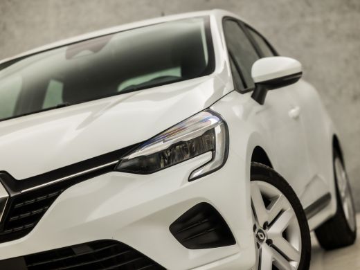 Renault Clio 1.6 E-Tech Hybrid 140 Sport 141Pk Automaat (APPLE CARPLAY, DIGITAL COCKPIT, GROOT NAVI, CAMERA, G... ActivLease financial lease