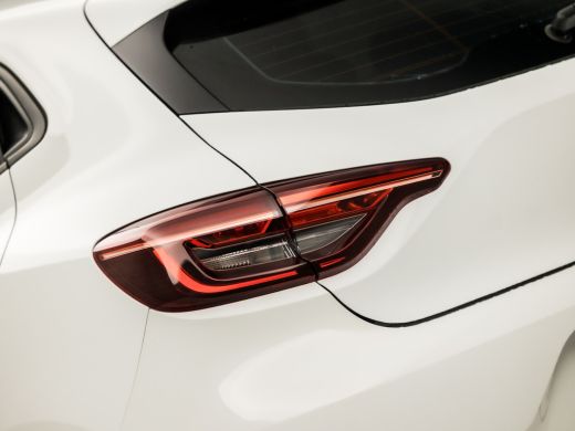 Renault Clio 1.6 E-Tech Hybrid 140 Sport 141Pk Automaat (APPLE CARPLAY, DIGITAL COCKPIT, GROOT NAVI, CAMERA, G... ActivLease financial lease