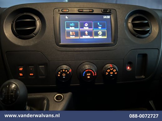 Renault Master 2.3 dCi 131pk L3H2 Euro6 Airco | Camera | Navigatie | Cruisecontrol | Parkeersensoren Bijrijdersbank ActivLease financial lease