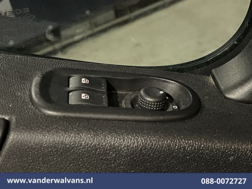 Renault Master 2.3 dCi 131pk L3H2 Euro6 Airco | Camera | Navigatie | Cruisecontrol | Parkeersensoren Bijrijdersbank ActivLease financial lease