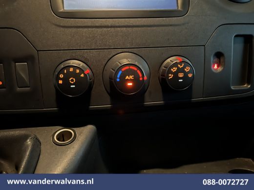 Renault Master 2.3 dCi 131pk L3H2 Euro6 Airco | Camera | Navigatie | Cruisecontrol | Parkeersensoren Bijrijdersbank ActivLease financial lease