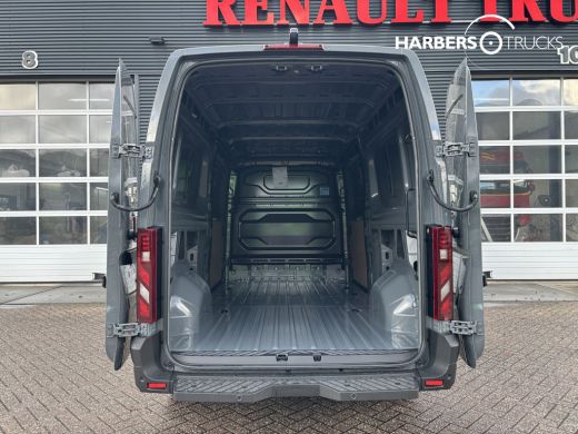 Renault Master Red Edition 2 schuifdeuren, Stoelverwarming, Carplay, Nieuw en BPM vrij! ActivLease financial lease