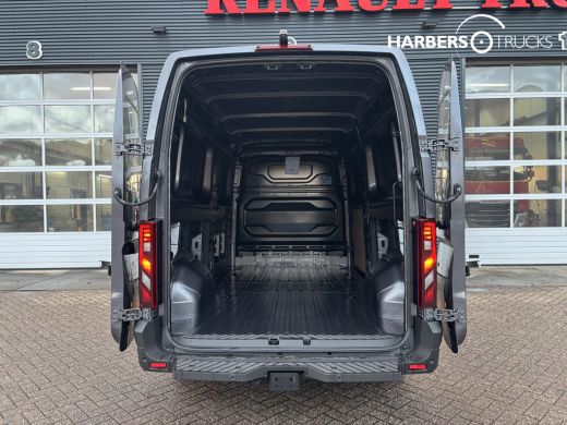 Renault Master Red Edition Carplay, Trekhaak, Sensoren rondom, Camera, Nieuw en BPM vrij! ActivLease financial lease