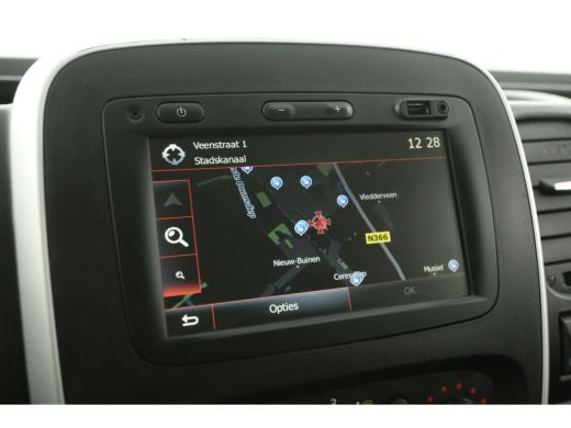 Renault Trafic 2.0 dCi T29 L2H1 | DC | Airco | Cruise | Trekh. | Navi | Parkeersens. | Imperiaal ActivLease financial lease