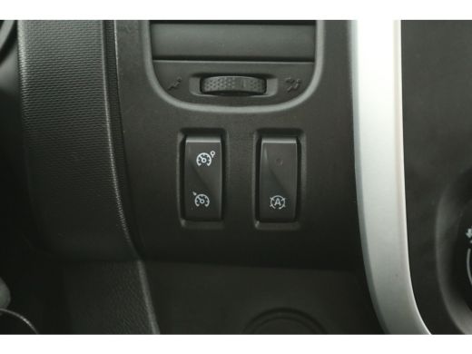 Renault Trafic 2.0 dCi T29 L2H1 | DC | Airco | Cruise | Trekh. | Navi | Parkeersens. | Imperiaal ActivLease financial lease