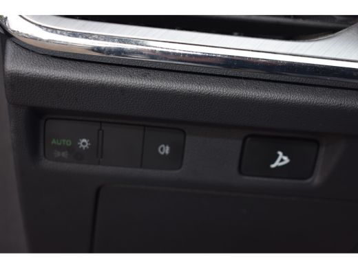 Skoda Enyaq iV 60 Business Edition TREKHAAK | CRUISE CONTROL | APP CONNECT | LED ActivLease financial lease