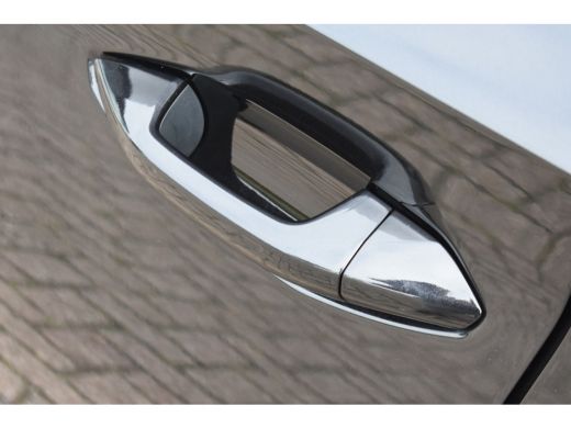 Skoda Enyaq iV 60 Business Edition TREKHAAK | CRUISE CONTROL | APP CONNECT | LED ActivLease financial lease