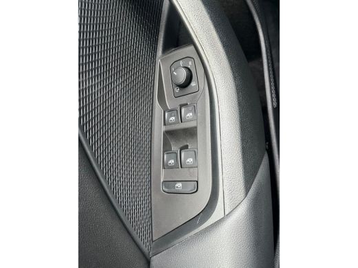 Skoda Octavia Sportline iV 204PK PHEV | Head-up display | Stoelverwarming voor en achter | ACC | Achteruitrijca... ActivLease financial lease