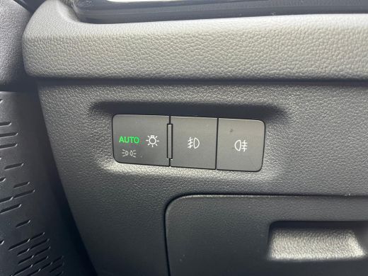 Skoda Octavia Sportline iV 204PK PHEV | Head-up display | Stoelverwarming voor en achter | ACC | Achteruitrijca... ActivLease financial lease