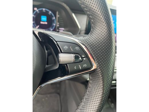 Skoda Octavia Sportline iV 204PK PHEV | Head-up display | Stoelverwarming voor en achter | ACC | Achteruitrijca... ActivLease financial lease