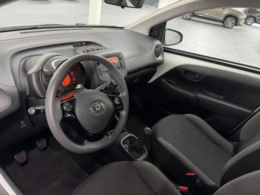 Toyota Aygo 1.0 VVT-i x-fun ActivLease financial lease