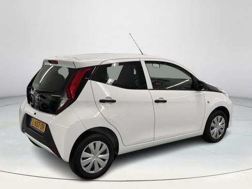 Toyota Aygo 1.0 VVT-i x-fun ActivLease financial lease