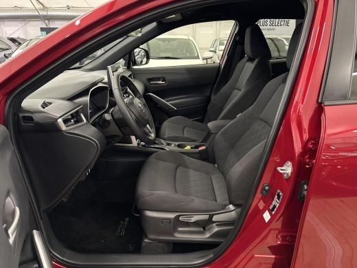 Toyota Corolla Cross Hybrid 140 Style Premium Pack | 06-10141018 Voor meer informatie ActivLease financial lease