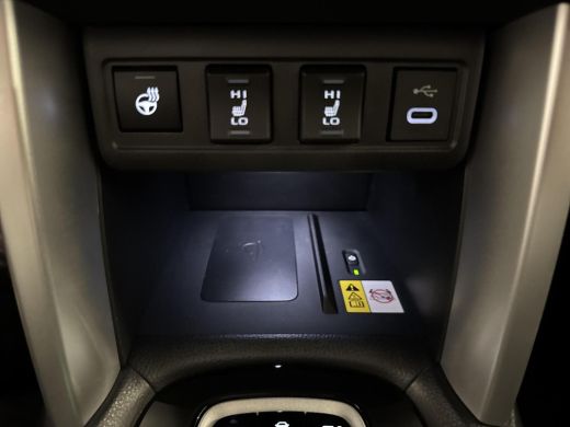 Toyota Corolla Cross Hybrid 140 Style Premium Pack | 06-10141018 Voor meer informatie ActivLease financial lease